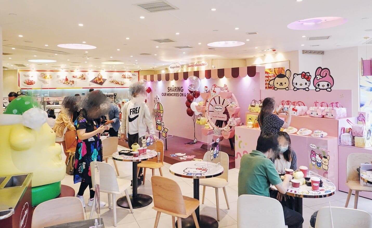 店子以粉紅色為主調裝修,洋溢甜蜜氣息。